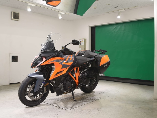 KTM 1290 SUPERDUKE GT — фото 4