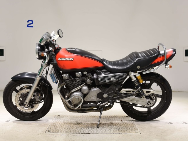 Kawasaki ZEPHYR400 — фото 2