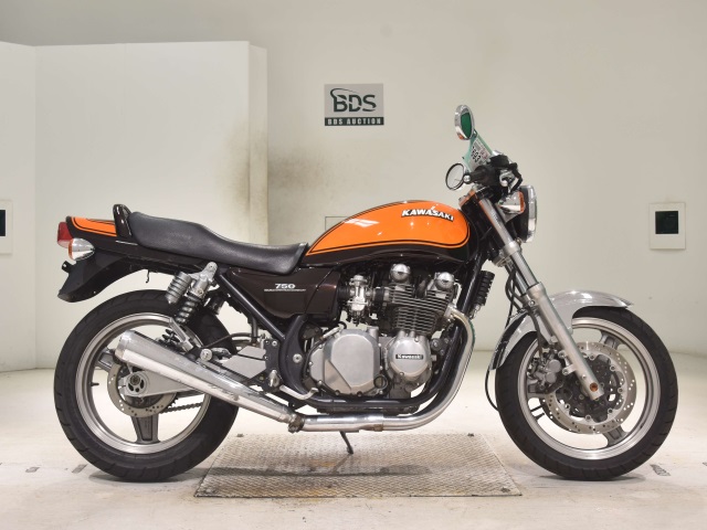 Kawasaki ZEPHYR750
