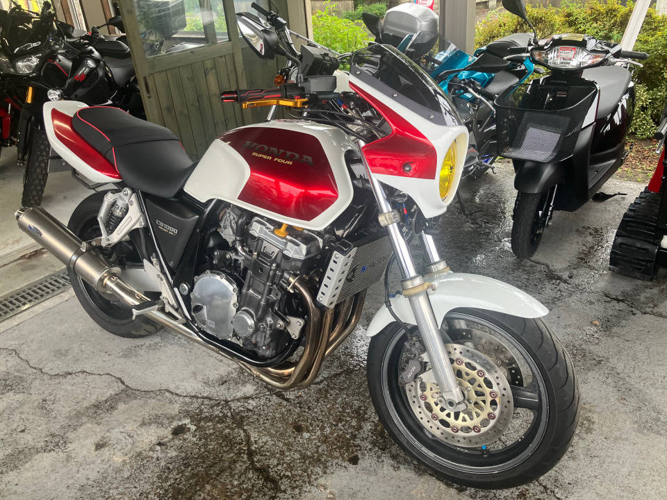 Honda CB1000SF