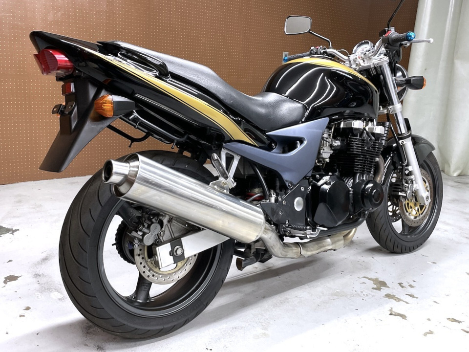 Kawasaki ZR-7 — фото 3