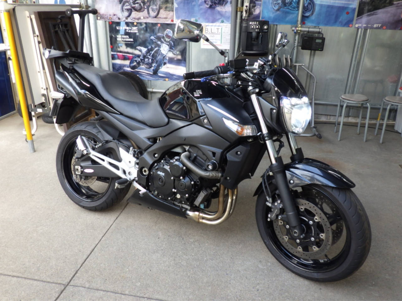 Suzuki GSR400 ABS