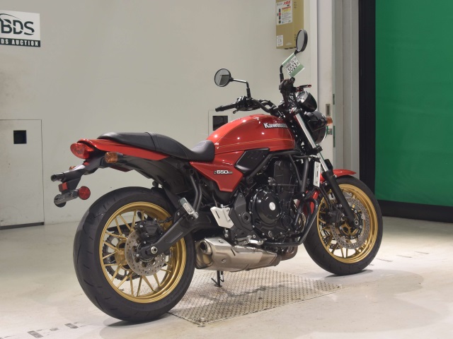 Kawasaki Z650RS — фото 5