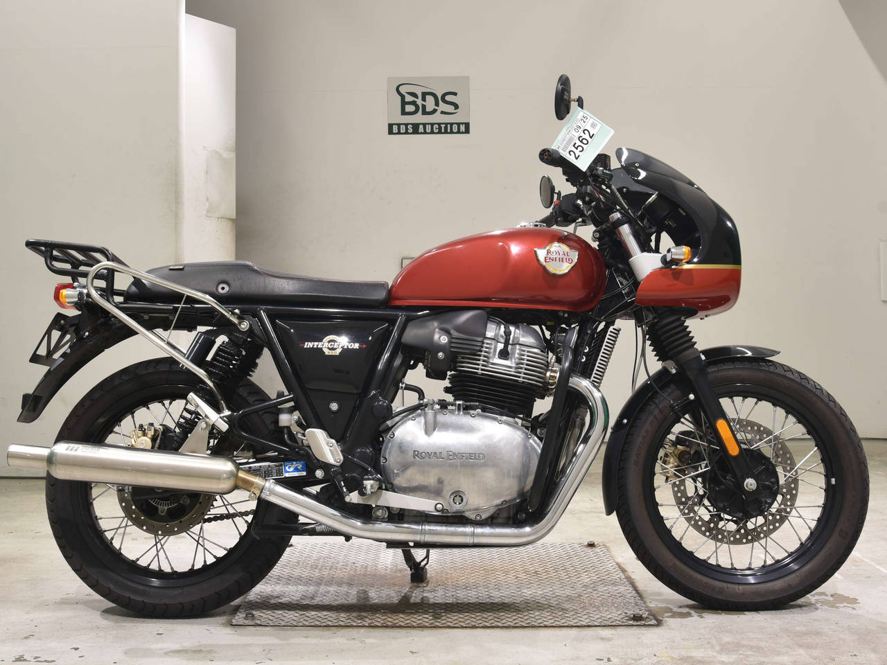 Royal Enfield INT650