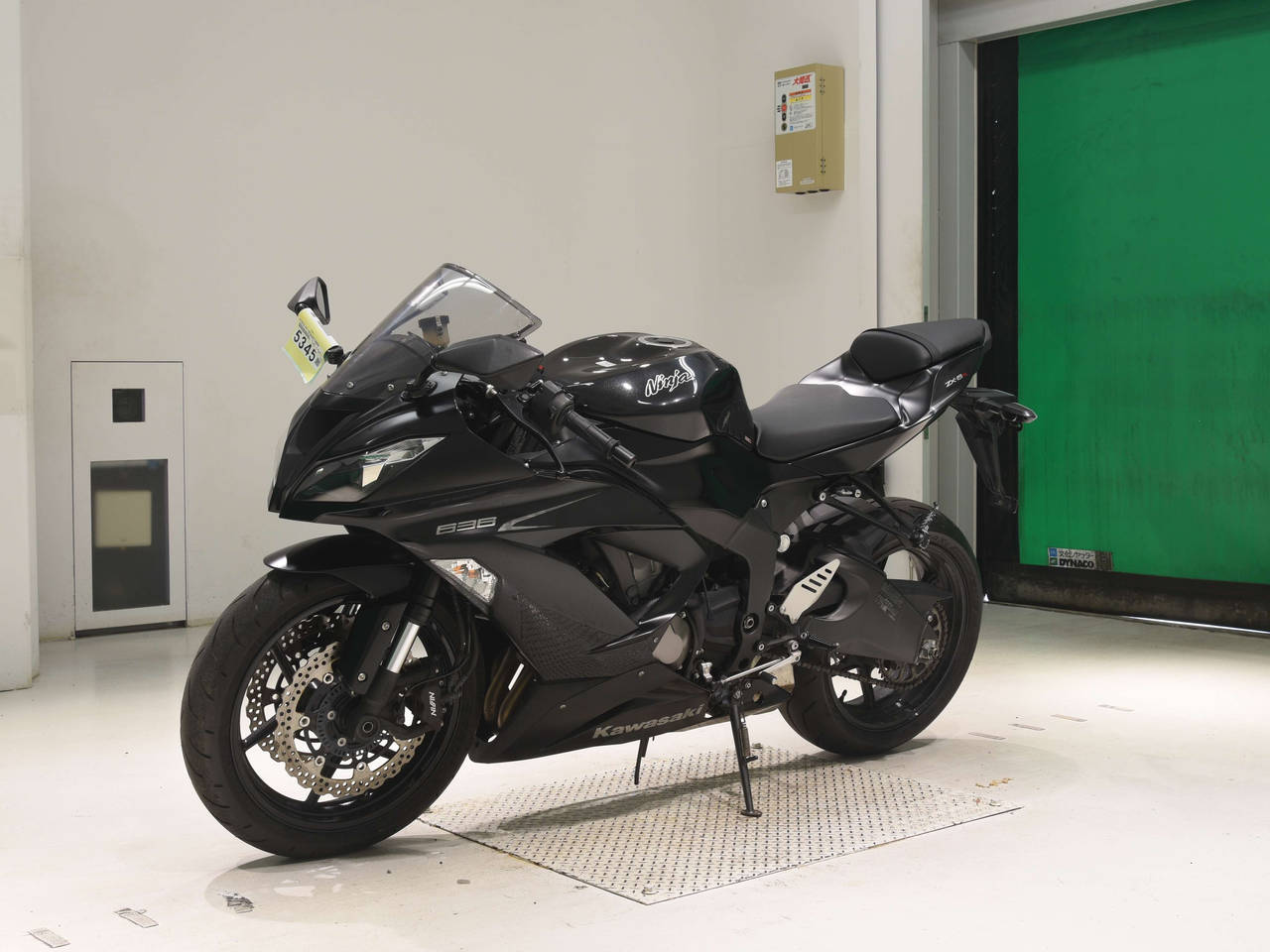 5345] Kawasaki ZX-6RA - JKBZXJE15DA001869