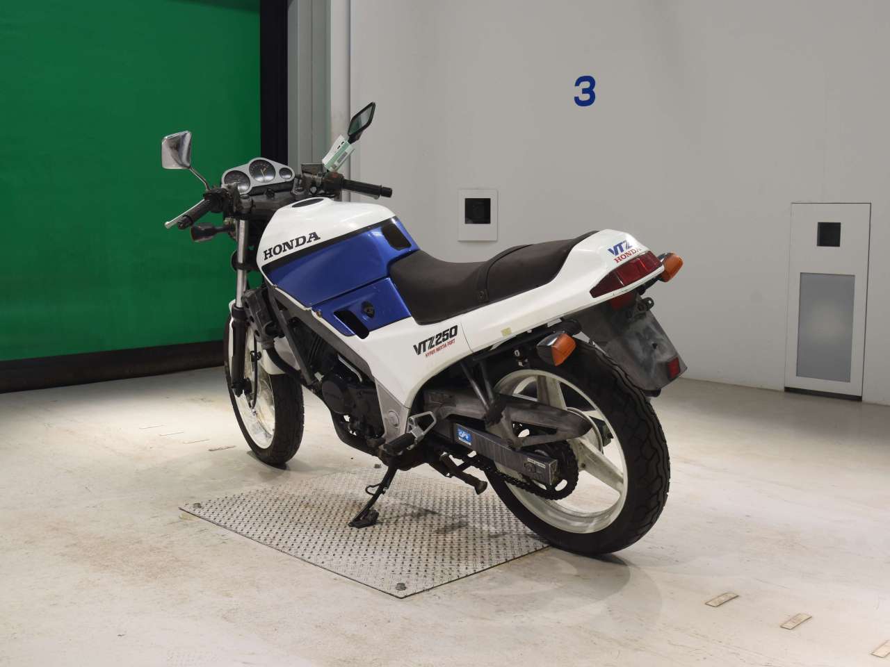 5216] Honda VTZ250 - MC15-1056635