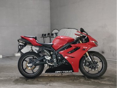 Triumph DAYTONA 675