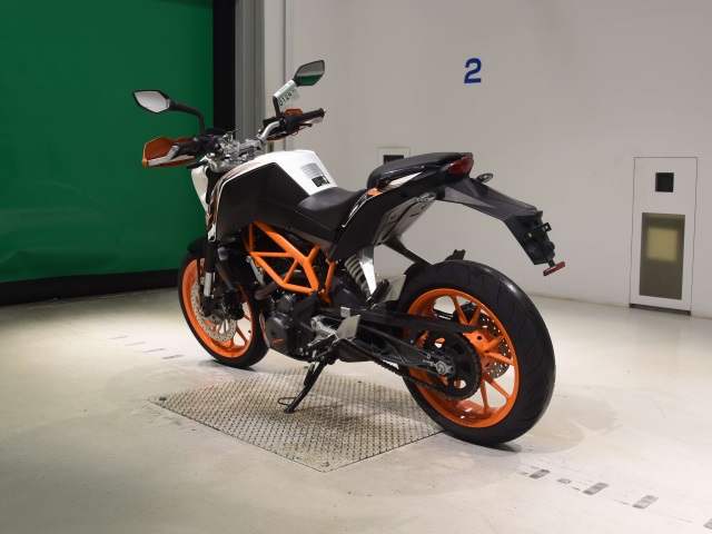 KTM 390 DUKE — фото 6