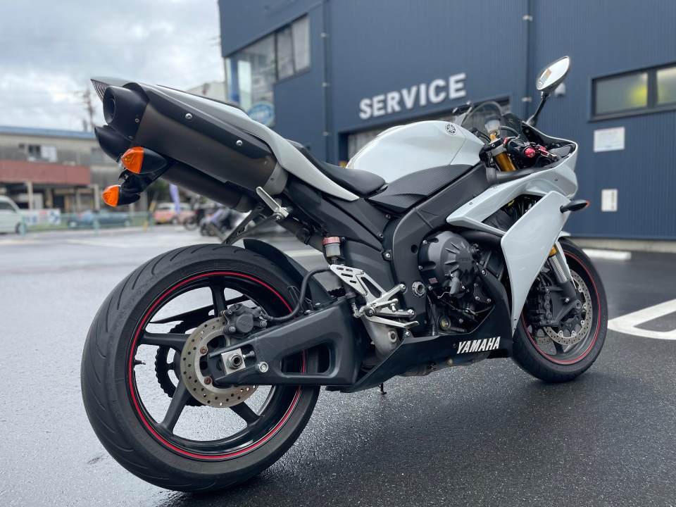 Yamaha YZF-R1 — фото 2