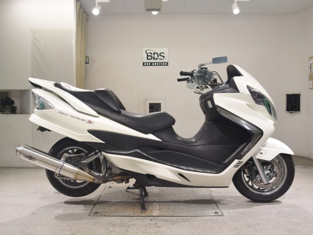 Suzuki SKYWAVE 400