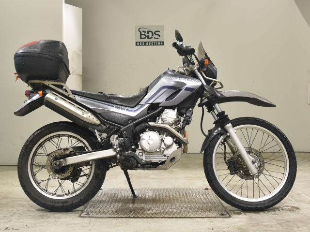 Yamaha SEROW XT250