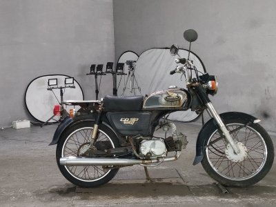 Honda BENNIE CD90