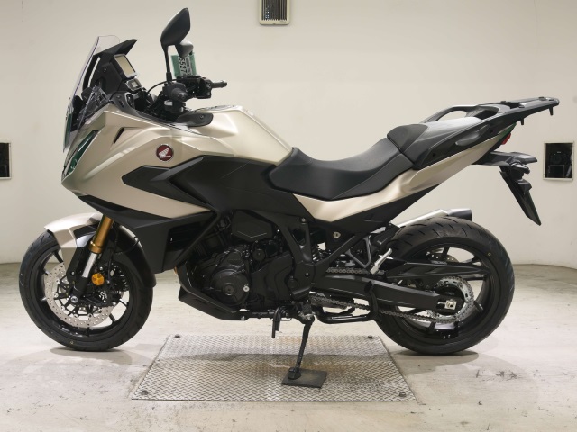 Honda NT1100 — фото 2