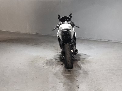 Yamaha YZF-R25 — фото 4