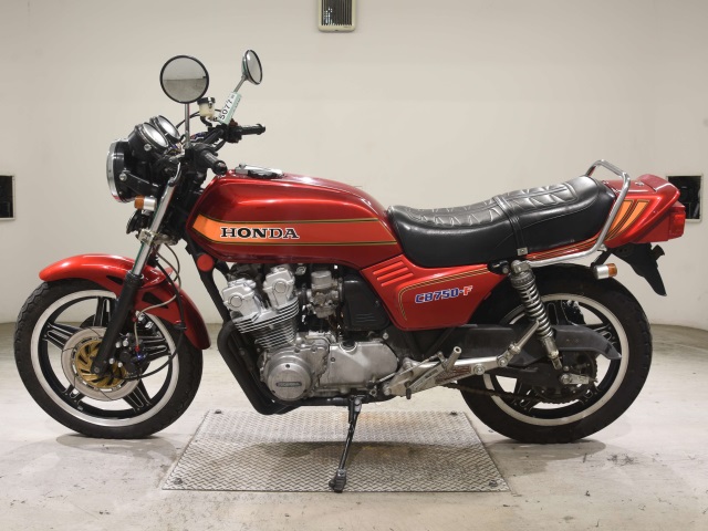 Honda CB750SF — фото 2