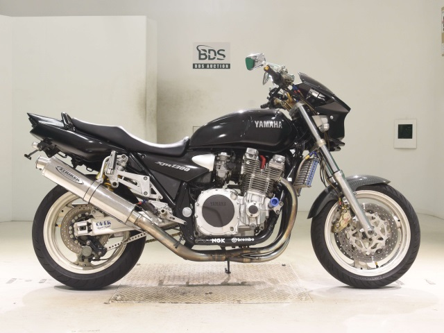 Yamaha XJR1300