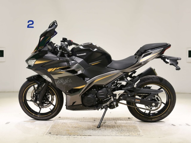 Kawasaki NINJA400 — фото 2