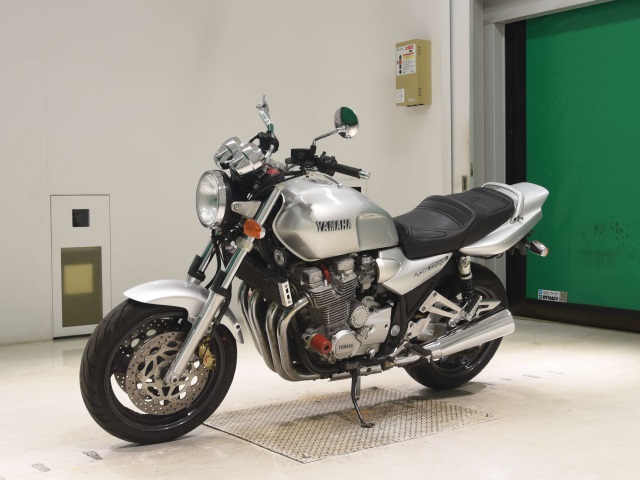 Yamaha XJR1300 — фото 4