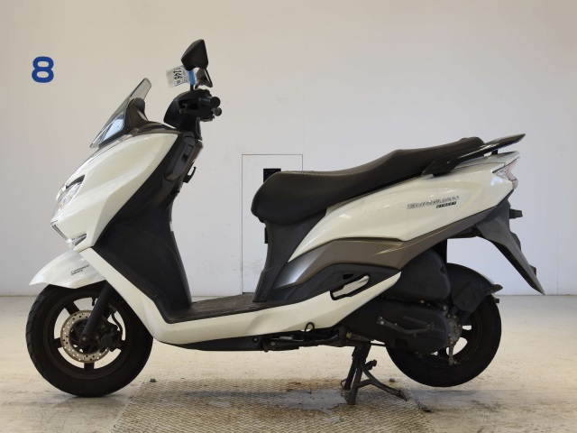 Suzuki BURGMAN 125 STREET — фото 2