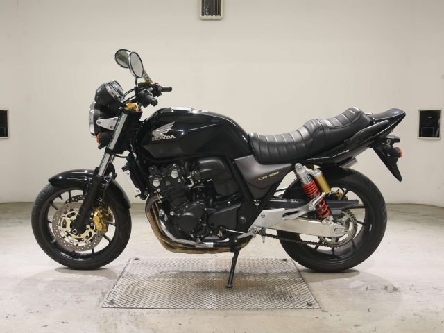 Honda CB400SF — фото 2