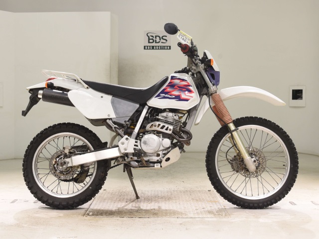 5043] Honda XR250 - MD30-1100624