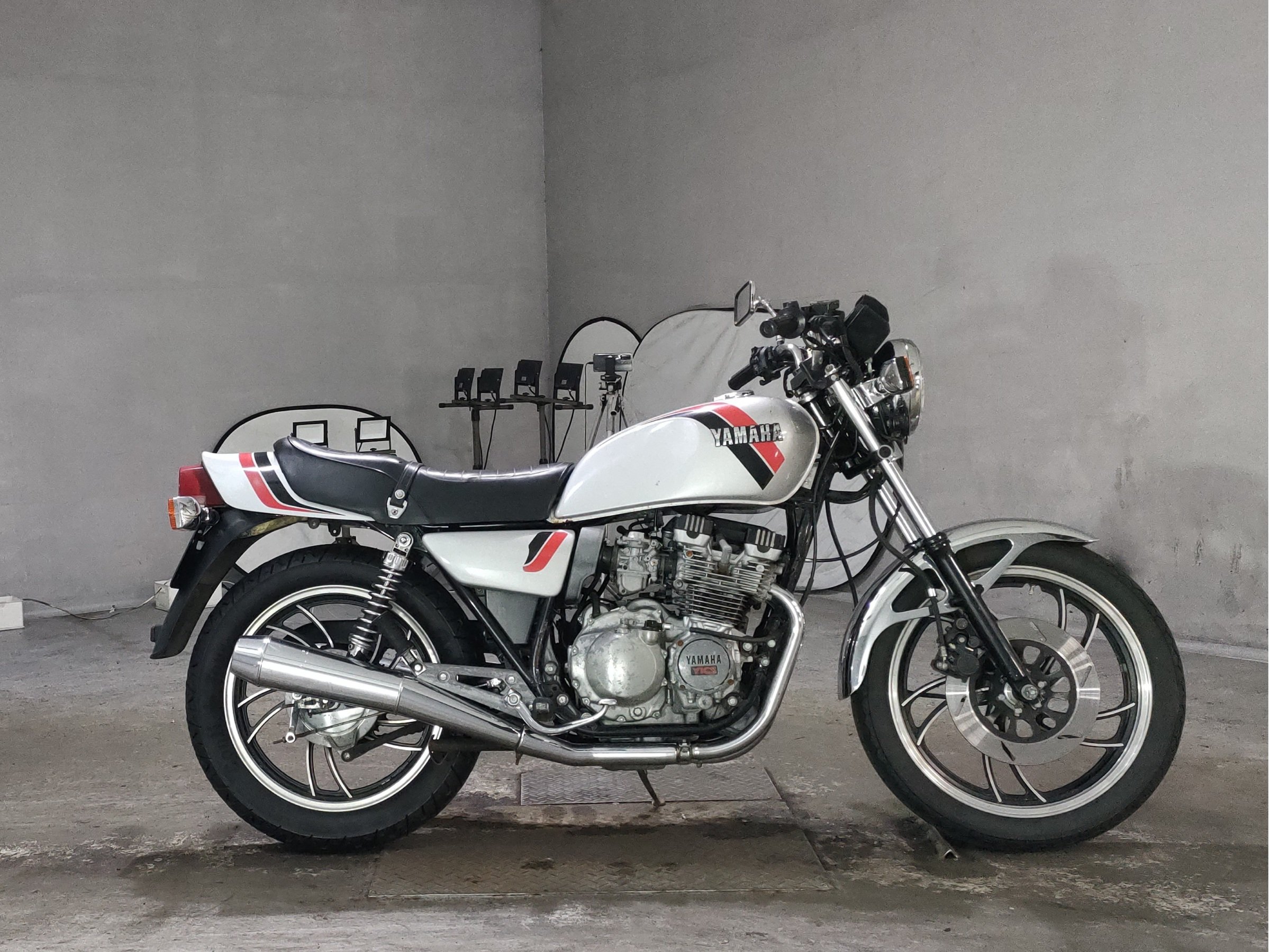 Yamaha XJ400