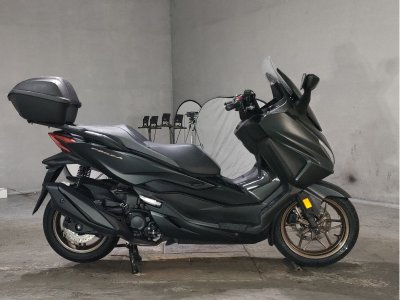 Honda FORZA