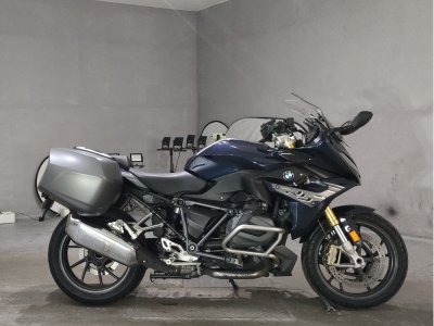 BMW R1250RS