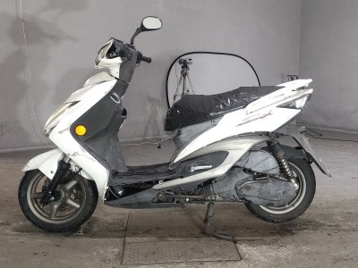 Yamaha CYGNUS125XSR — фото 2