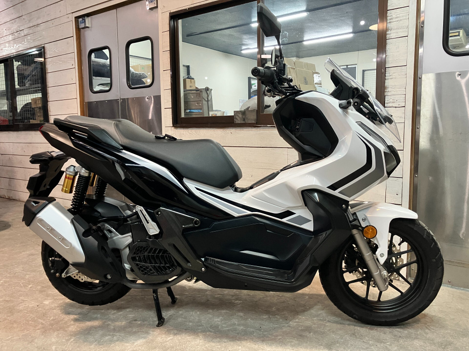 Honda ADV 150