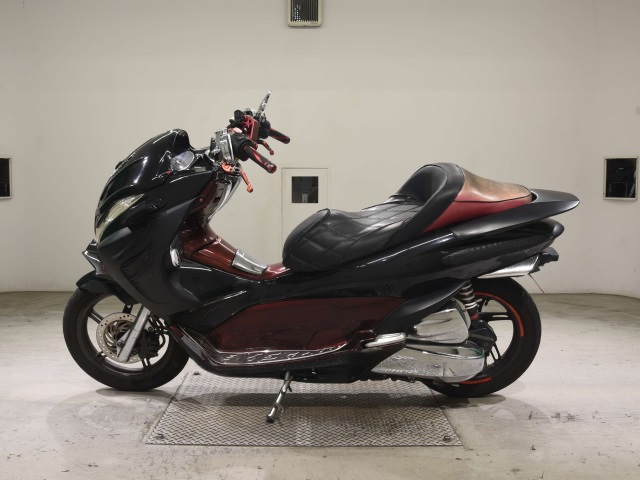 Honda PCX125 — фото 2