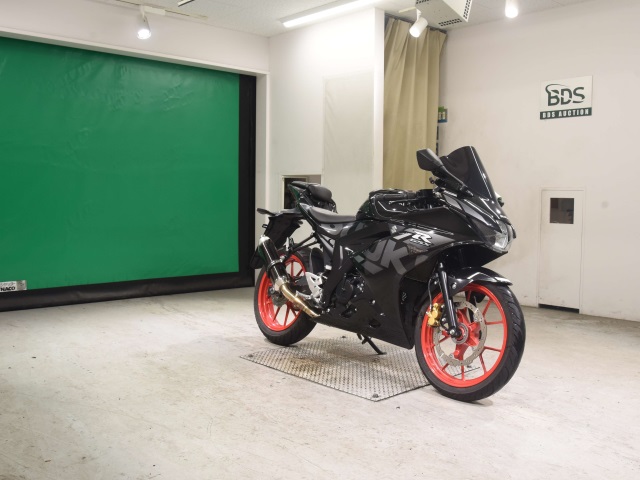 Suzuki GSX-R125 — фото 3