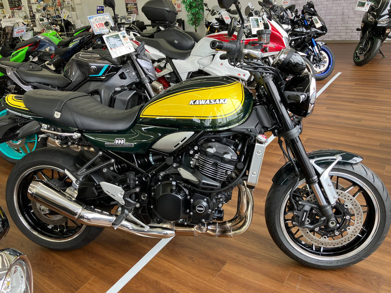 Kawasaki Z900RS