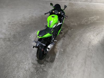 Kawasaki NINJA ZX-4RR — фото 6