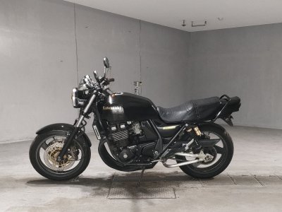 Kawasaki ZRX400 — фото 2