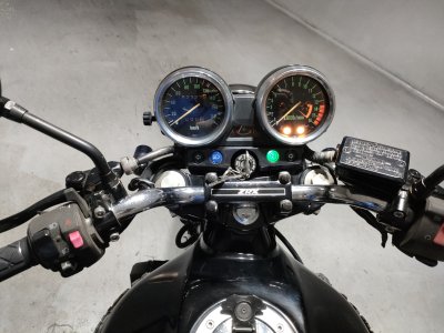 Kawasaki ZRX400 — фото 5