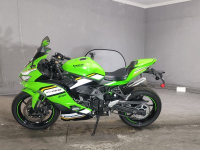 Kawasaki NINJA ZX-4RR — фото 2
