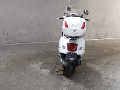 Vespa GTS300 SUPER — фото 4
