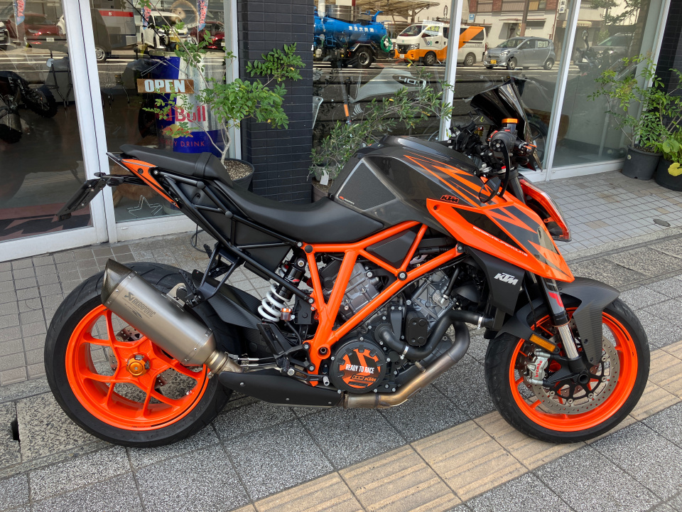 KTM 1290 SUPERDUKE R