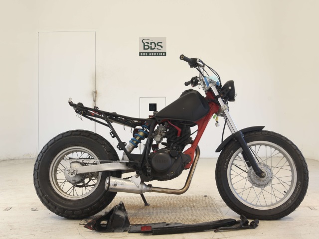 Yamaha TW200
