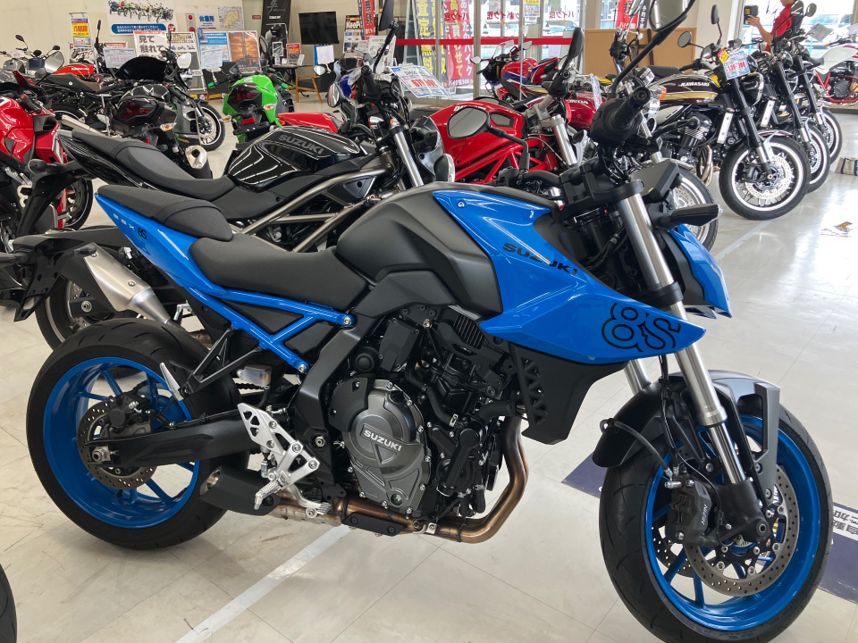 Suzuki GSX-8S