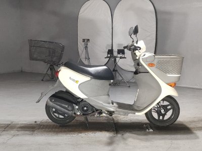 Suzuki LETS4