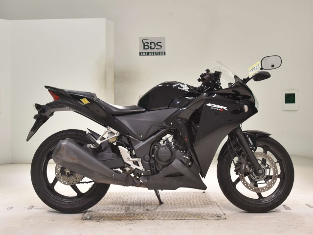 Honda CBR250RA