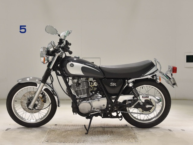 Yamaha SR400 — фото 2