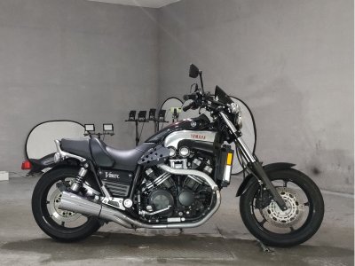 Yamaha V-MAX1200