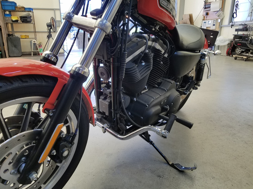 HD SPORTSTER XL883R — фото 6