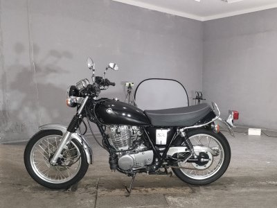 Yamaha SR400 — фото 2
