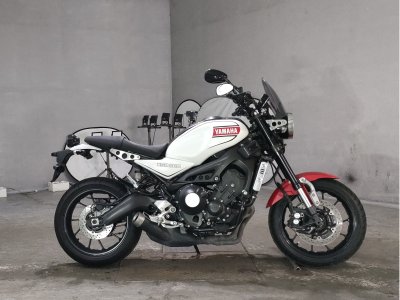 Yamaha XSR900