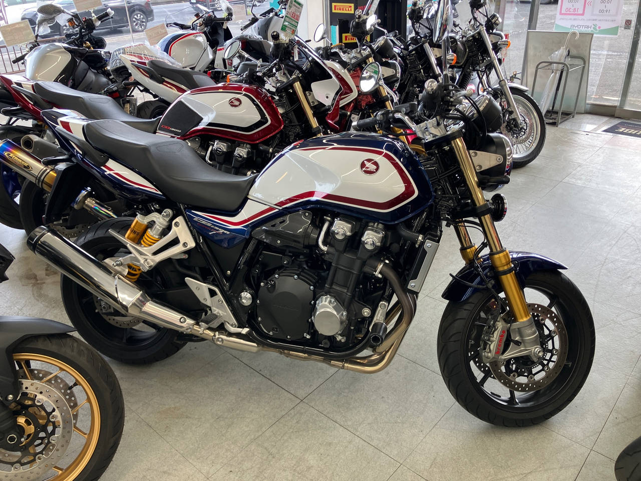 Honda CB1300SFA
