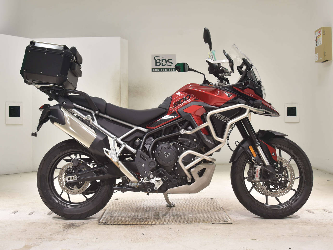 Triumph TIGER900GT PRO, right